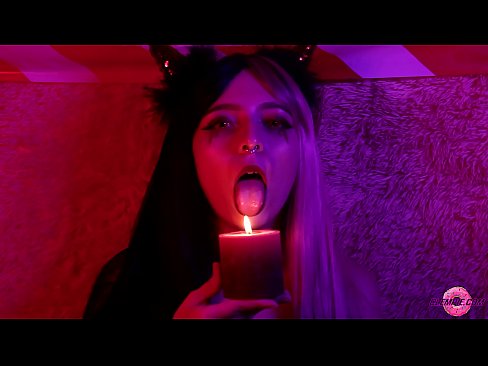 ❤️ Strastno fafanje seksi sukuba z izpolnjenimi usti ️❌ Fuck video pri nas